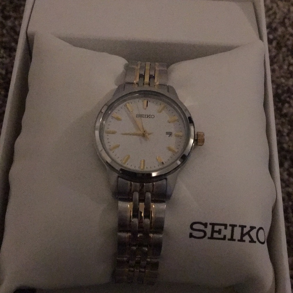 SEIKO Women’s Wristwatch